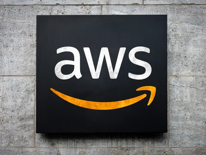 How to launch an Amazon AWS Instance with Custom VPC